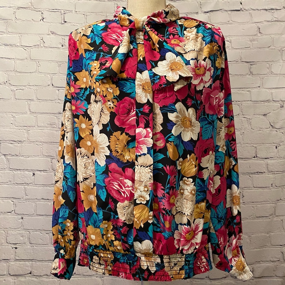 Alfred Dunner Women’s Size 20W Tie Neck Bl…